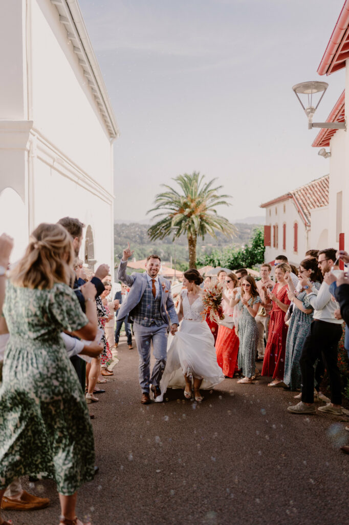 mariage cool et stylé - cérémonie laique biarritz - thomas dalfarra