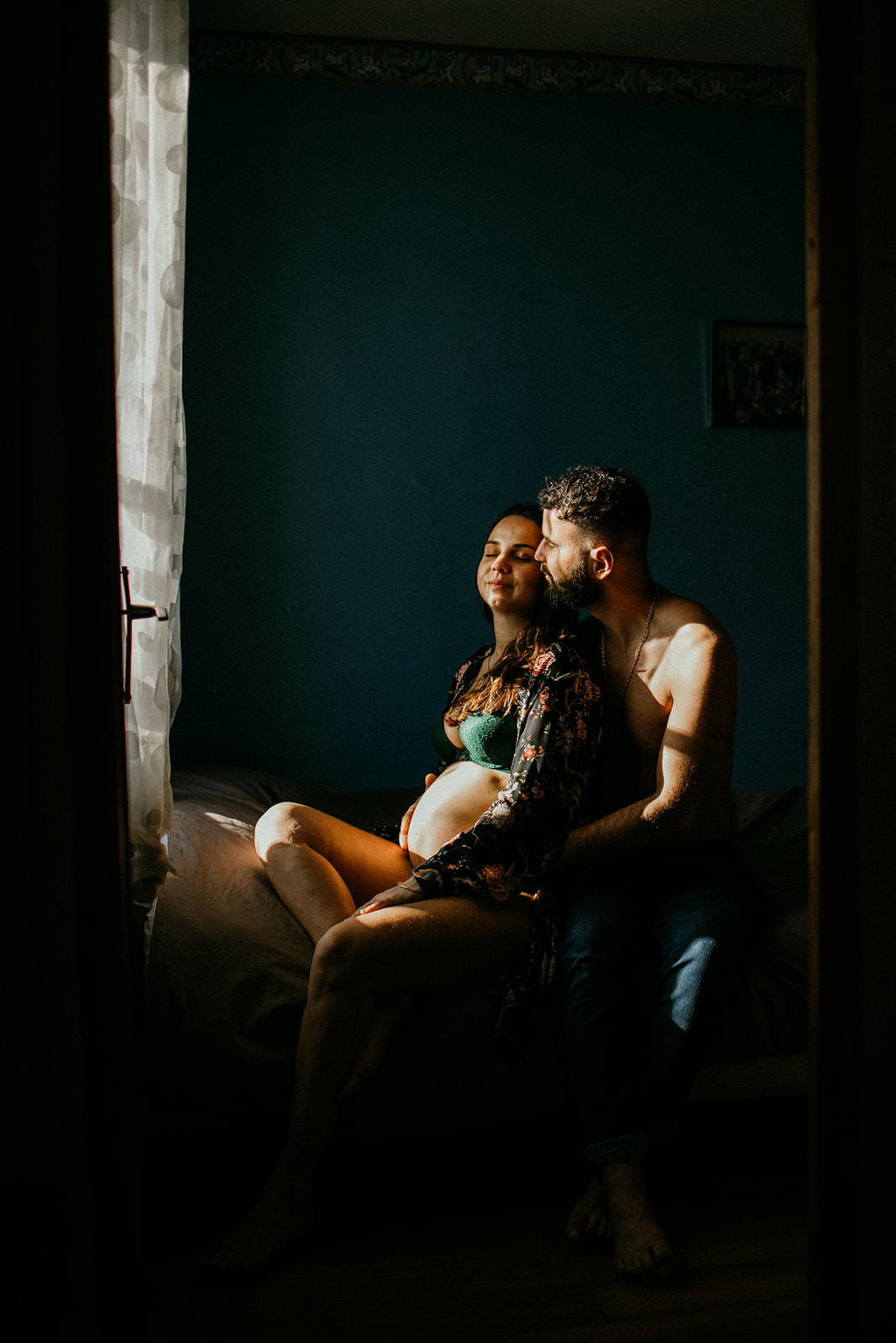 seance photo grossesse lifestyle - photo grossesse a la maison - julie verdier photographe